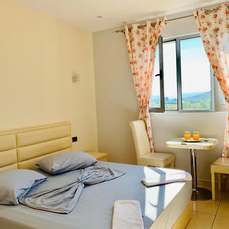 Hotel Sarda *